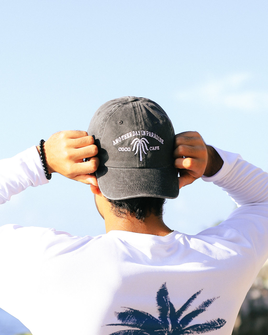 IN PARADISE CAP —NEGRO