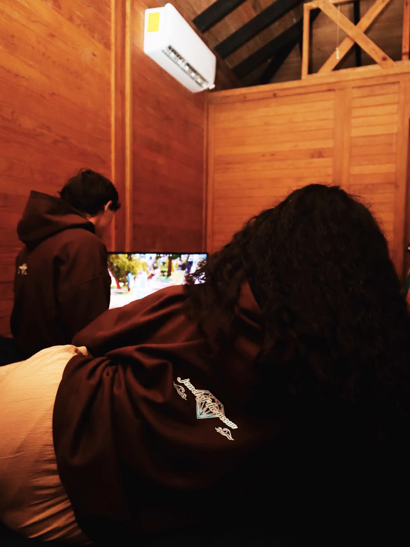 hoddie tide by glowart