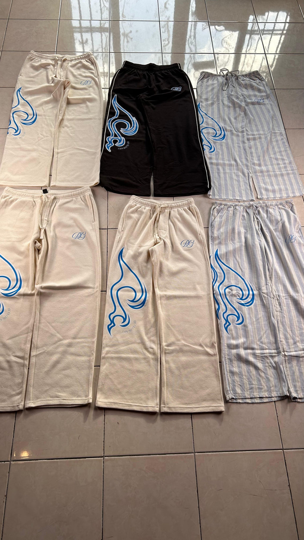 TIde by Glowart -pantalon recto azul claro, rayas blancas