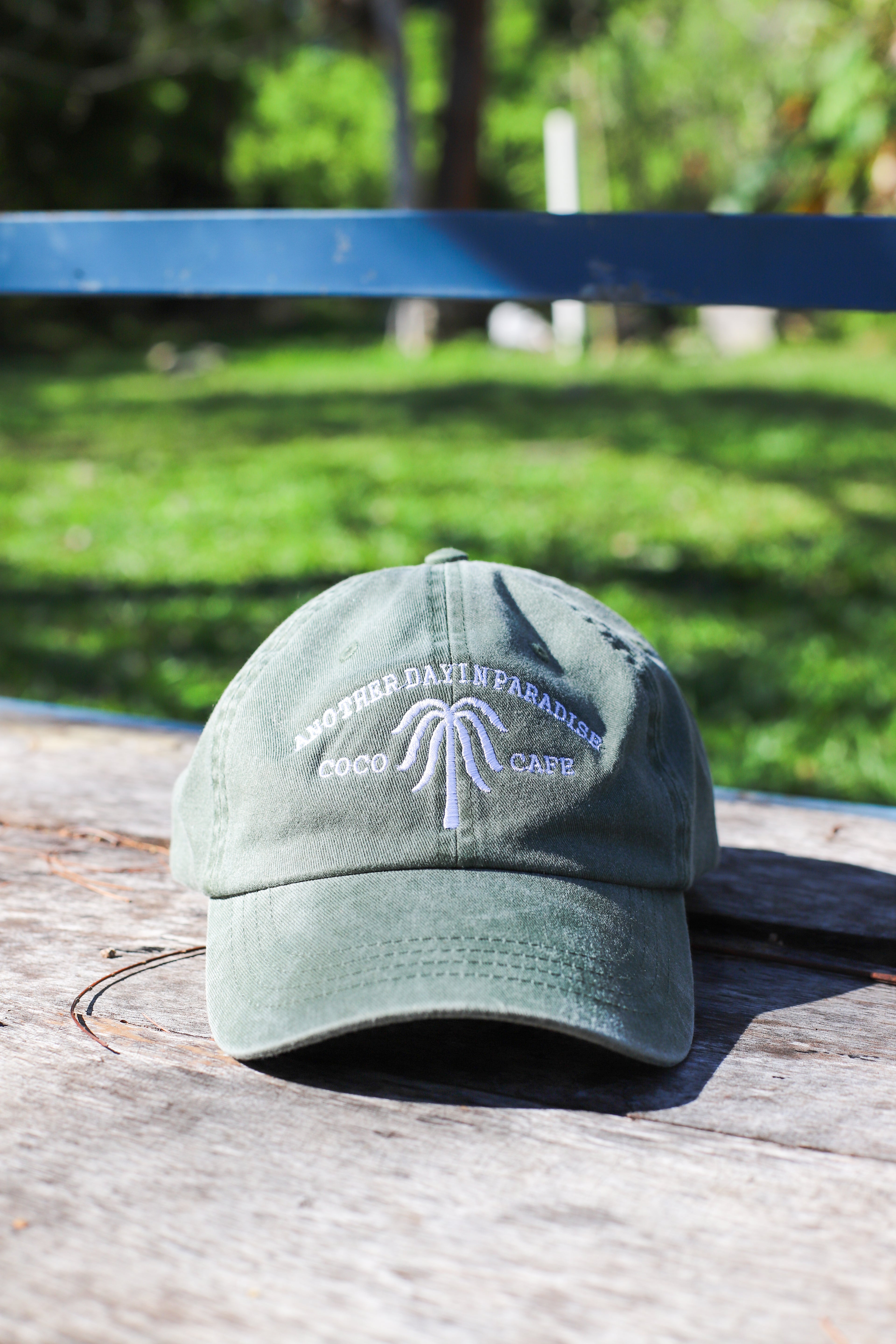 In Paradise-gorra gris con bordado